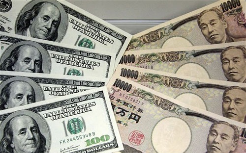 yen-nhat-vuot-mat-usd